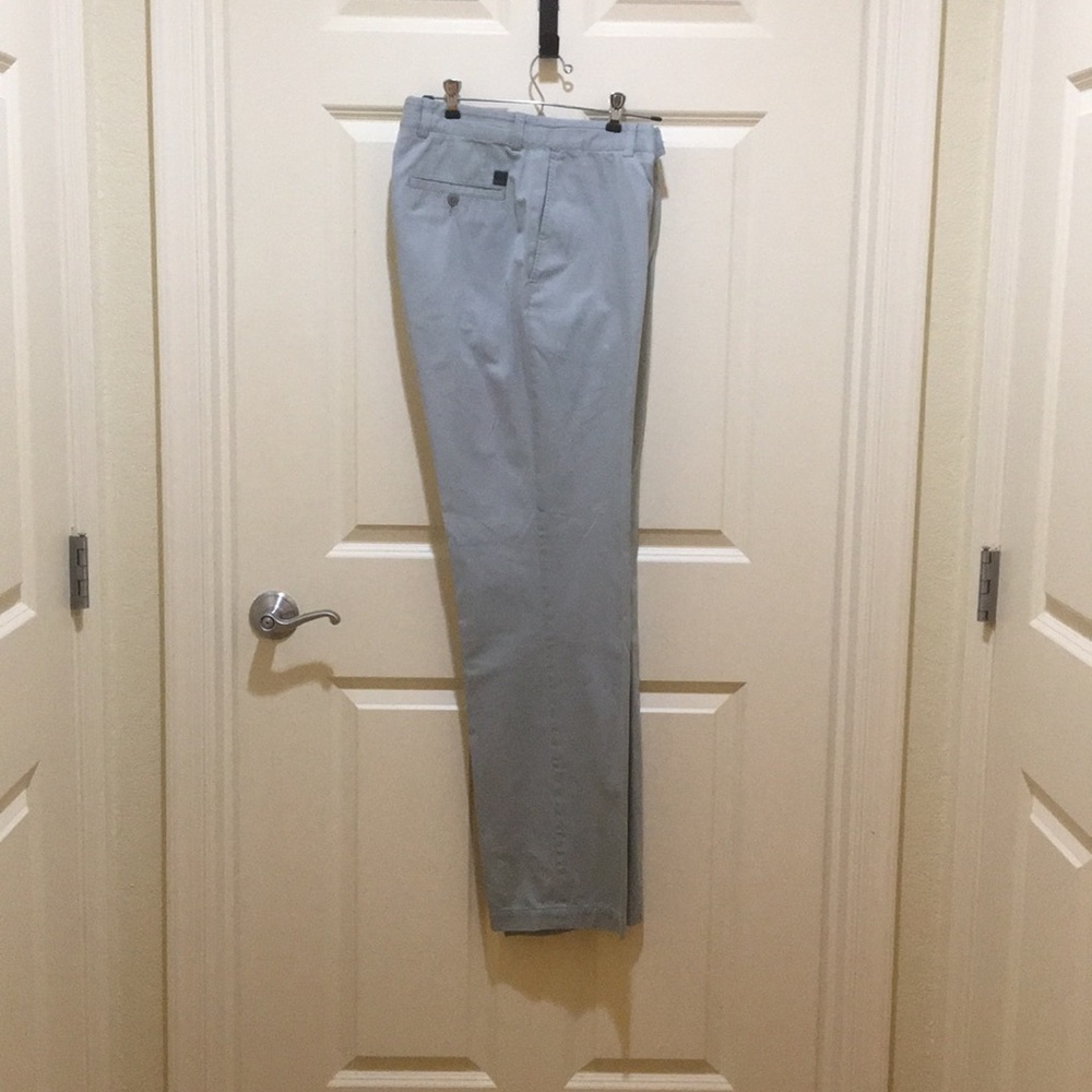 Hugo Boss Men’s Pants 32x34 Grey Flat Front Khakis